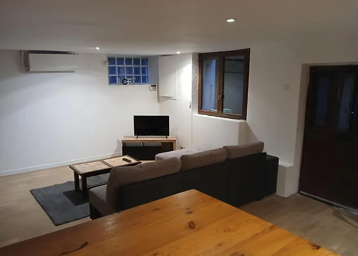 Loft Spacieux Et Cosy アパート トゥールーズ